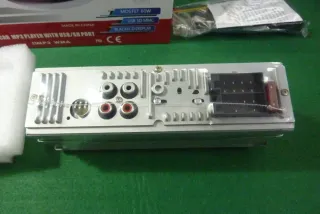 Radio para coche nueva, precintada - USB, SD y MP3