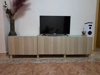 Mueble IKEA BESTA TV Nórdico con Sobre de Cristal