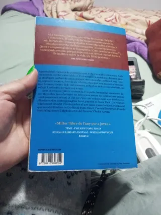 Tot per l'aire: Una història contada en deu cantonades