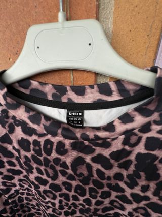 Vestido animal print