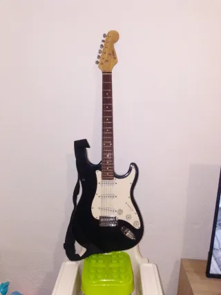 Guitarra Eléctrica Negra