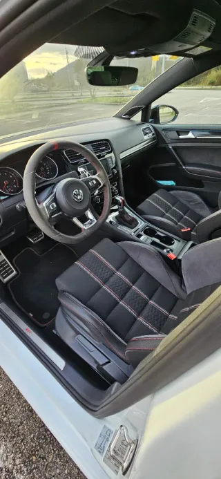 Volkswagen Golf 2016
