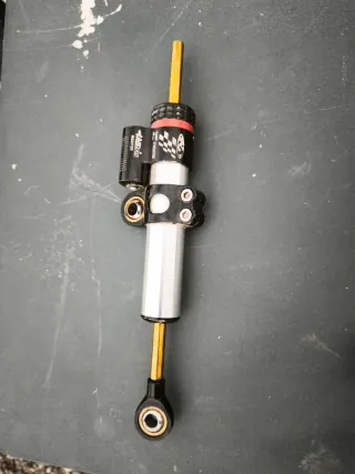 Amortiguador de dirección moto