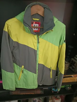 Chaqueta Roxy esquí/snowboard verde y amarillo