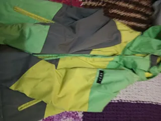 Chaqueta Roxy esquí/snowboard verde y amarillo