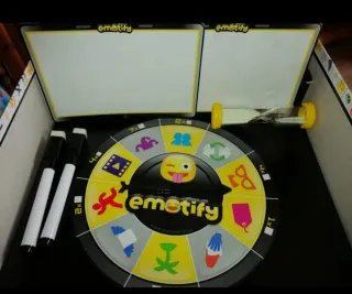 Juego de mesa Emotify