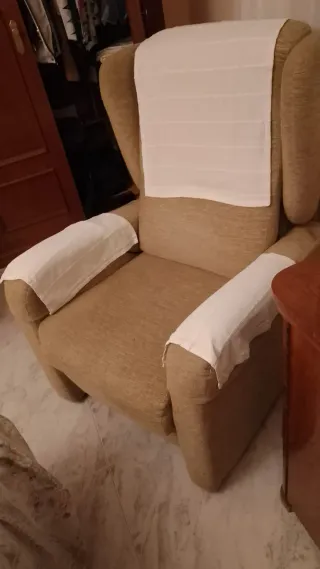 Sillón individual eléctrico beige