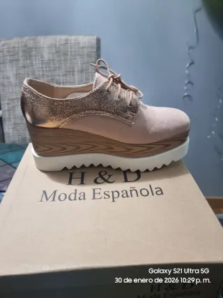 Zapatos de cuña H&D Moda Española sin estrenar