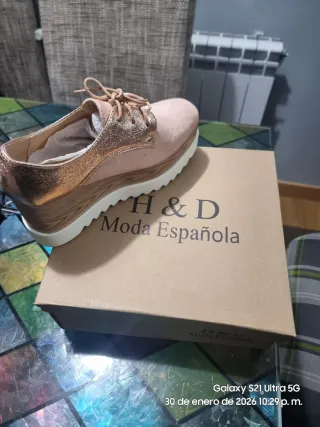 Zapatos de cuña H&D Moda Española sin estrenar