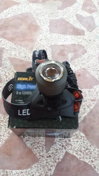 Linterna de cabeza zoom alta potencia dos baterias