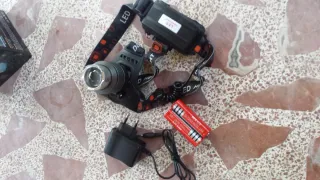 Linterna de cabeza zoom alta potencia dos baterias