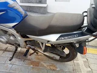 Suzuki GS500 2003