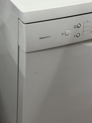 LAVAVAJILLAS BOSCH SILENCEPLUS TRES BANDEJAS