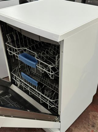 LAVAVAJILLAS BOSCH SILENCEPLUS TRES BANDEJAS