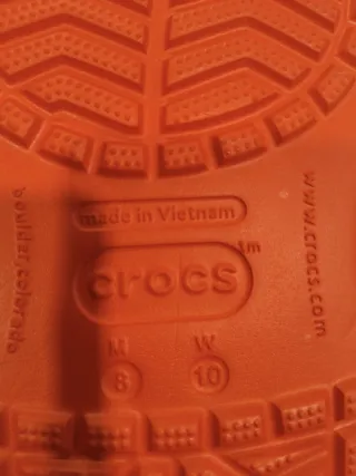 Zuecos Crocs Rojos