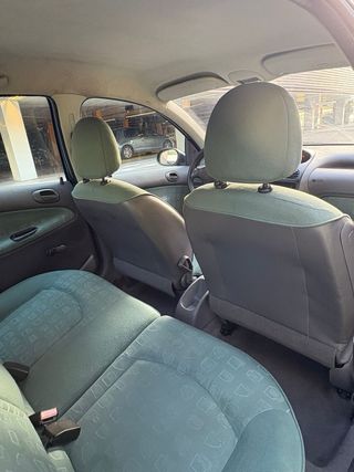 Peugeot 206 2004