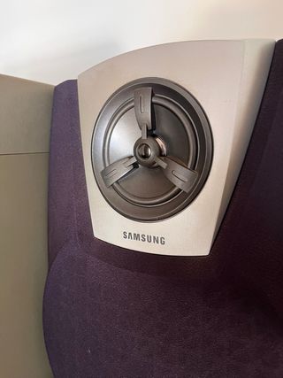 Minicadena Samsung CD/DVD/Cinta/Radio