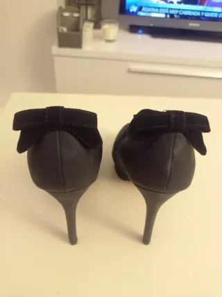 Zapatos de tacón marino Carolina Boix