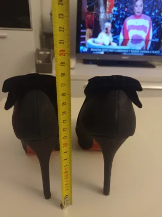 Zapatos de tacón marino Carolina Boix