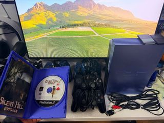 Consola PS2 Aqua + Juego Silent Hill Origins