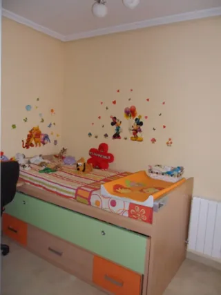 Cama juvenil con cajones y cambiador