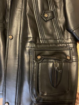 Chaqueta Negra Estilo Cuero