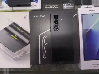 Samsung Galaxy Z Fold 7 + Accessori