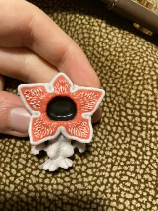 Set Personaggi kinder joy "Vecna" e Demogorgoni