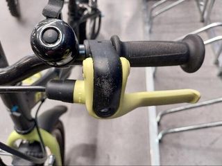 Bicicleta Btwin 16" Dark Hero