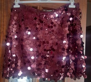Falda corta de lentejuelas burdeos Talla XL