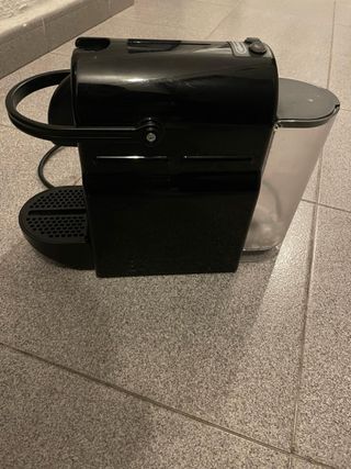 Cafetera De'Longhi + Cajón Cápsulas