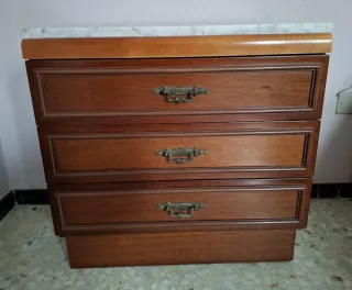 Mesita de noche madera con encimera de mármol