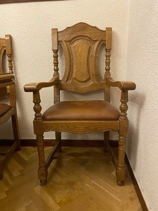 Conjunto mesa y sillas roble