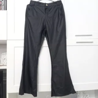 Pantaloni a zampa similpelle neri tg