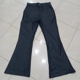 Pantaloni a zampa similpelle neri tg