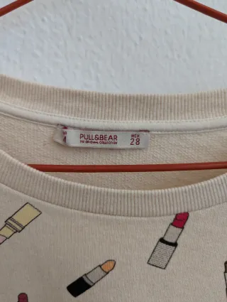 Sudadera Vintage Pull&Bear estampado pintalabios