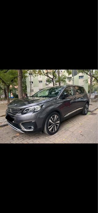 Peugeot 5008 2021