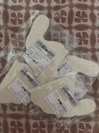 Varias copas de pecho sin empezar