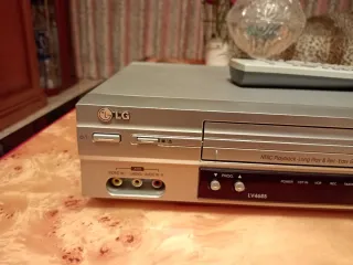 Reproductor VHS LG LV4685