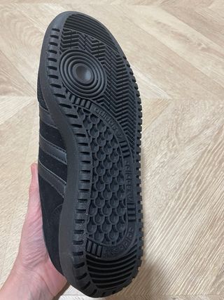 Zapatillas Adidas Negras sin estrenar