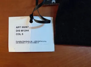 Bufanda Moschino Corazones Negro Rojo