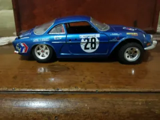 Bburago Alpine A110 Scala 1:24 Blu