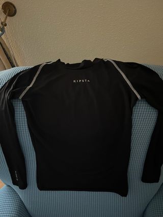 Camiseta térmica Kipsta negra manga larga