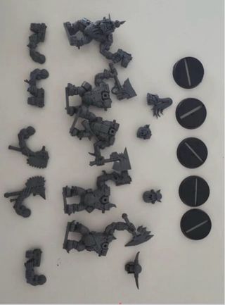 Lote de miniaturas de plástico negro