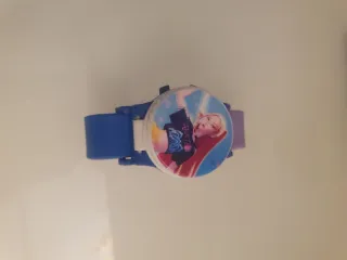 Pulseira com personagem infantil