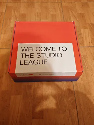 Wixstudio Raqueta Ping Pong y Chaqueta Denim