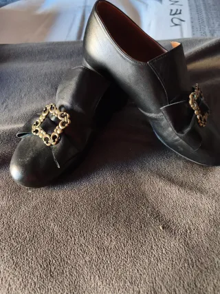 Zapatos Torrenti Fallero Talla 36 son de piel