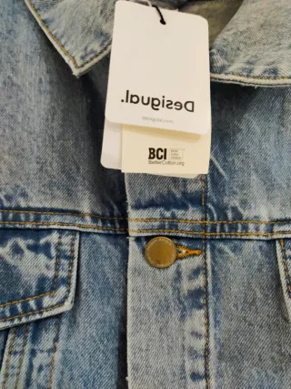 Cazadora tejana nueva Desigual chica