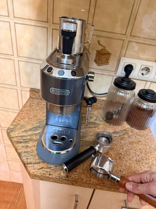 Cafetera Espresso DeLonghi Dedica Metalic