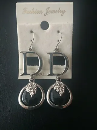 Pendientes Fashion 'DD' con Negro y Plata